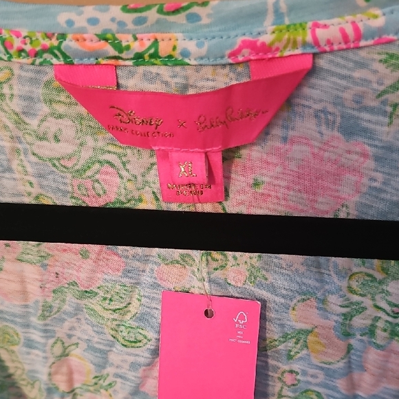 Lilly Pulitzer NWT Disney Blue Floral Short Sleeve Top - Picture 2 of 5